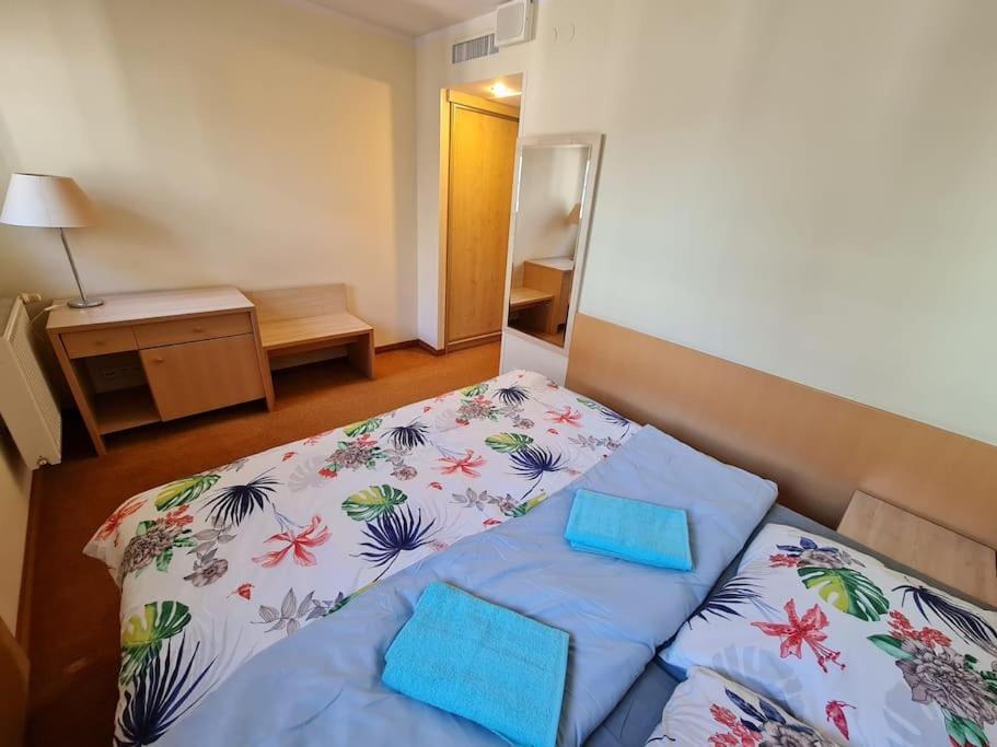10Q - Z6 Apartament 804 Warszawa Eksteriør billede