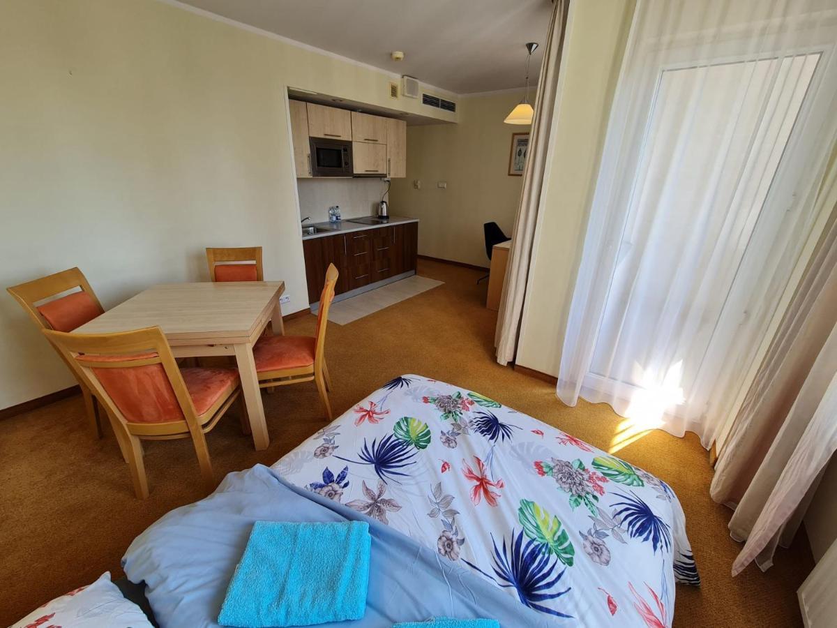 10Q - Z6 Apartament 804 Lejlighed Warszawa Eksteriør billede